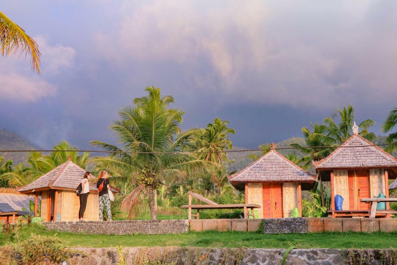 Puri Sunny Camp Villa Munduk Eksteriør billede