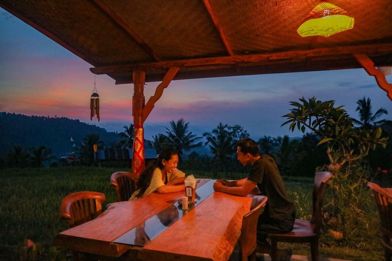 Puri Sunny Camp Villa Munduk Eksteriør billede